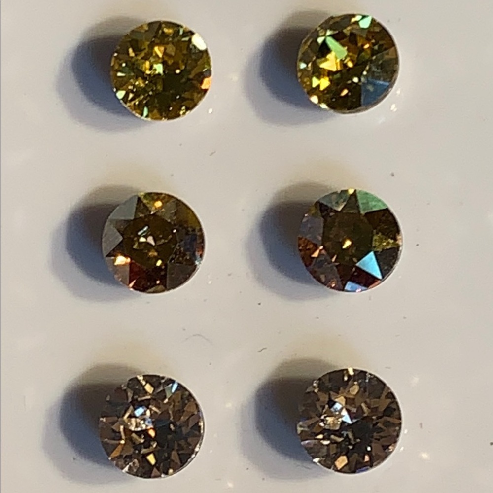 assorted Swarovski crystal studs - Picture 9 of 16